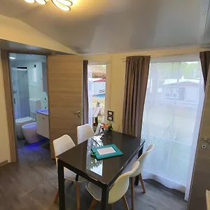 Luxury Caravan At Union Lido Campeggio